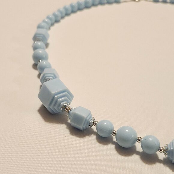 FASCINATING Powder Blue Geometric Plastic Bead Necklace VINTAGE 60s - Picture 1 of 8